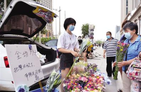 “透视夜经济”：石家庄夜市灯火重现