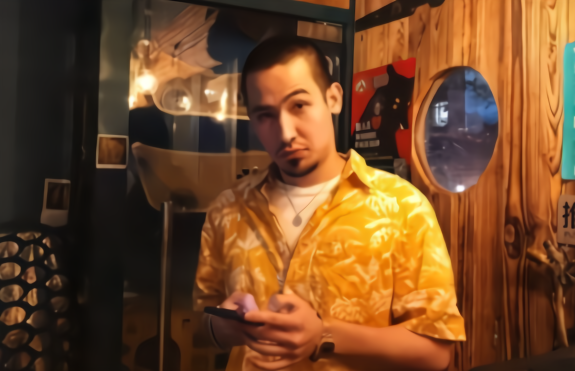 备受关注的脱口秀演员卡姆涉嫌吸毒及容留他人吸毒案,已进入公诉阶段.