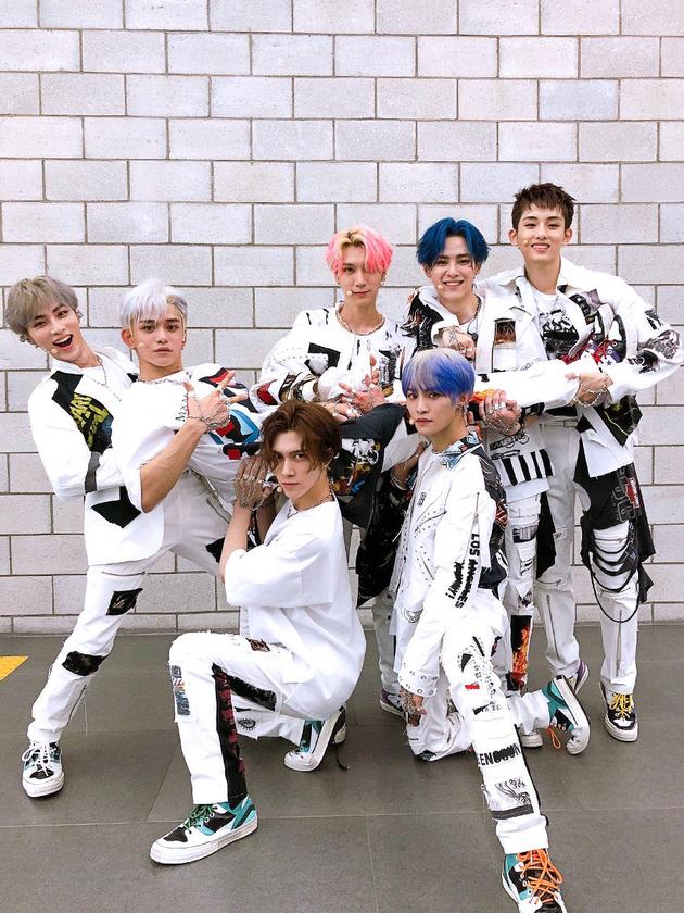 6月30日,韩国经纪公司label v发布关于旗下组合威神v名誉权的公告