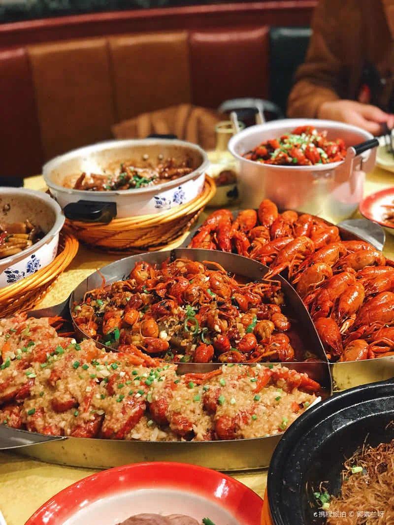 老干妈黯然失色！张艺兴吹爆的这座美食之城，胖子们根本不敢靠近半步！