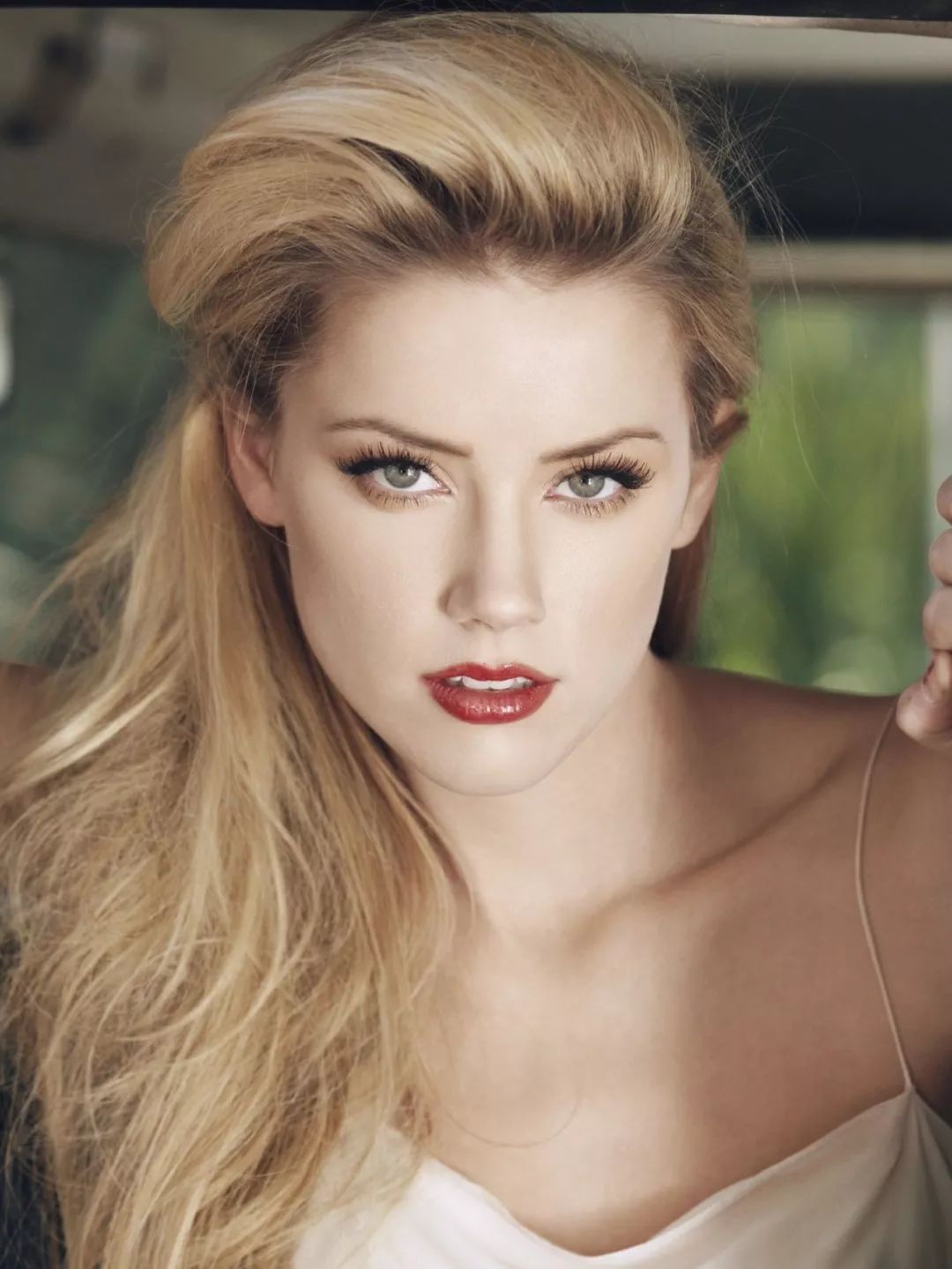 她拥有全球最完美脸蛋,万人追捧!如今却被骂蛇蝎心肠?