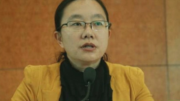 落马原保山市女副市长耿梅涉嫌受贿被公诉！其厅官丈夫于2月落马！（视频）