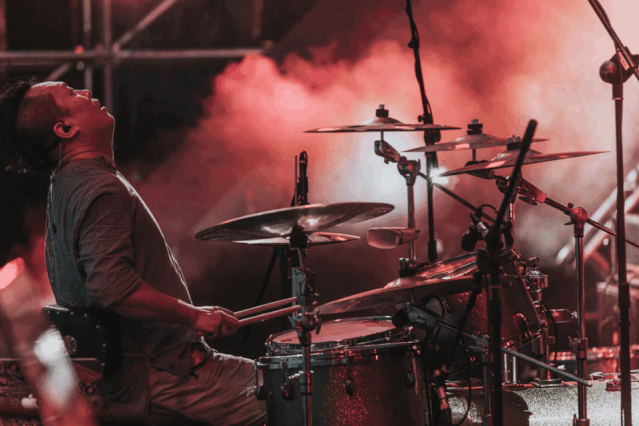 支目标春晚的摇滚乐队