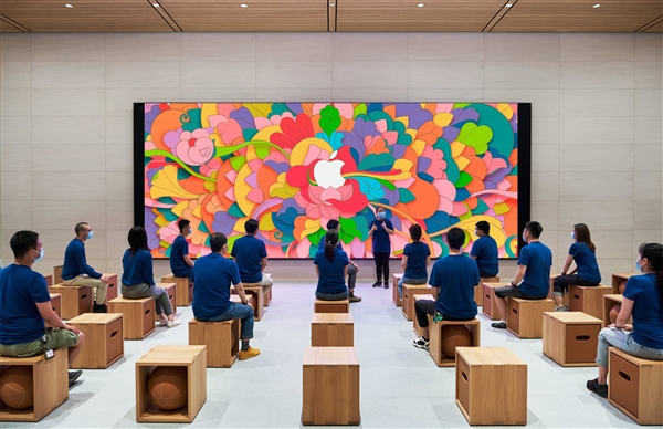 淘宝拼多多都在卖 iPhone 苹果还开什么店？