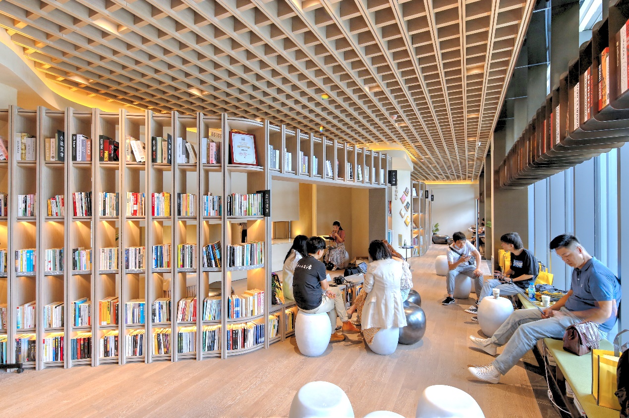 人气爆棚,金茂·华发·武汉国际社区趣浪生活馆开放,引全城潮拜!