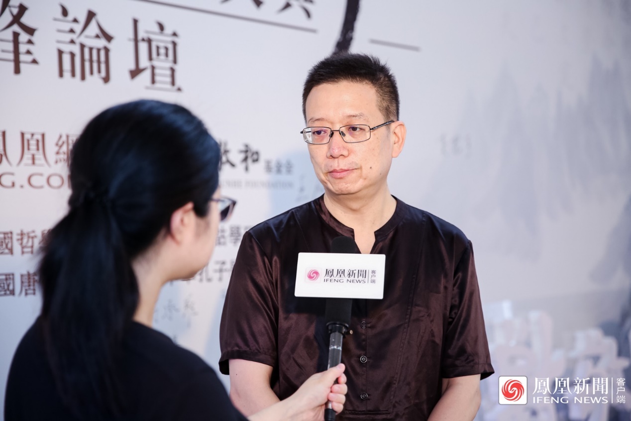 文化书院秘书长,中华孔子学会国学教育研究会常务理事苑天舒嘉宾入场