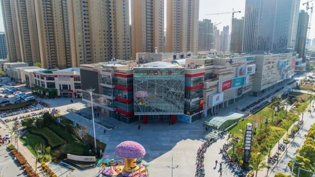 海门龙信广场海门肇州园除了外部优势外,沁园和麓园更是中南置地和龙