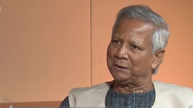 小额贷款创始人：女性贷款对家庭的支持远超男性