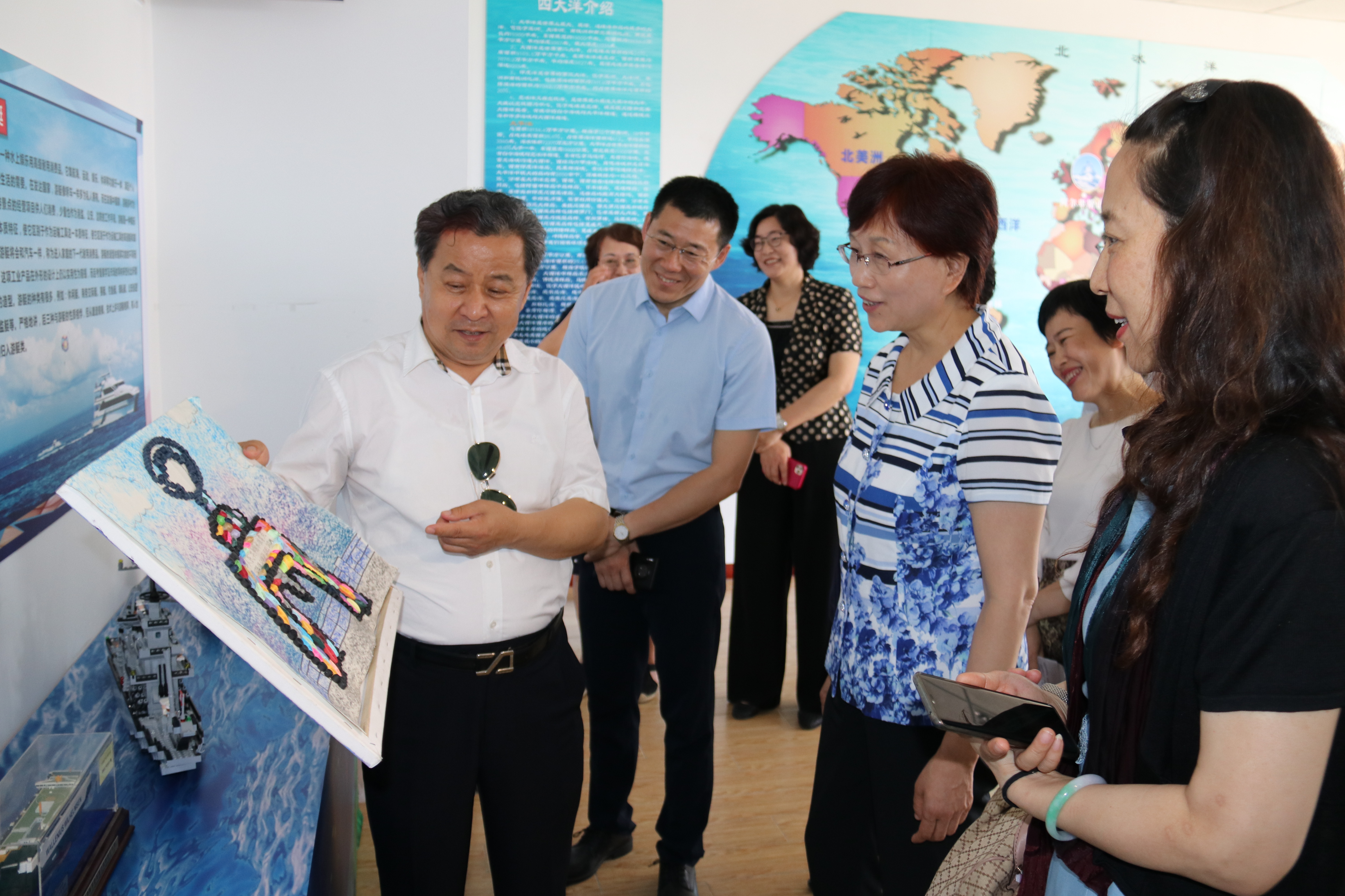 市人大、市教育局领导莅临海大附属银海学校视察指导工作