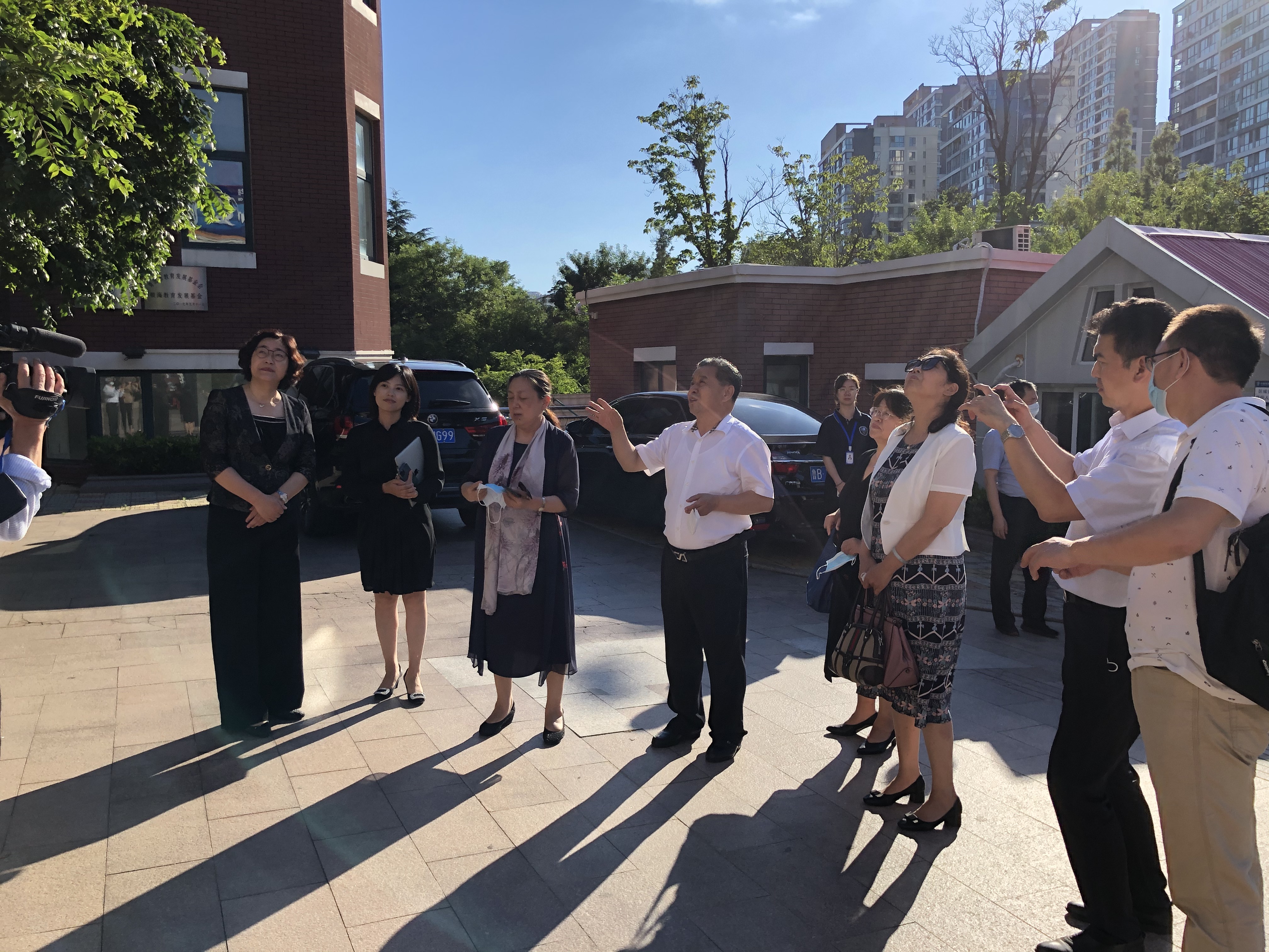 强强联手 海大附属银海学校与北京五一小学举行课程共融研讨会