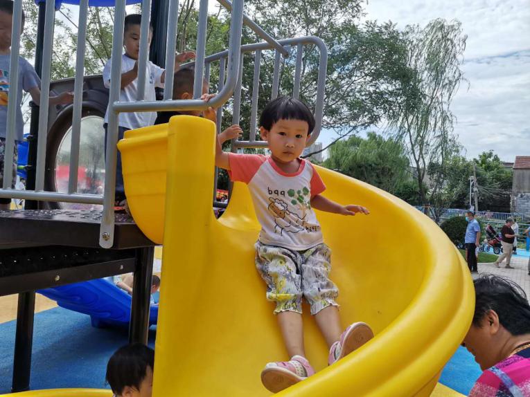 槐荫区17000平米的康养公园拍了拍你，位置在这里！