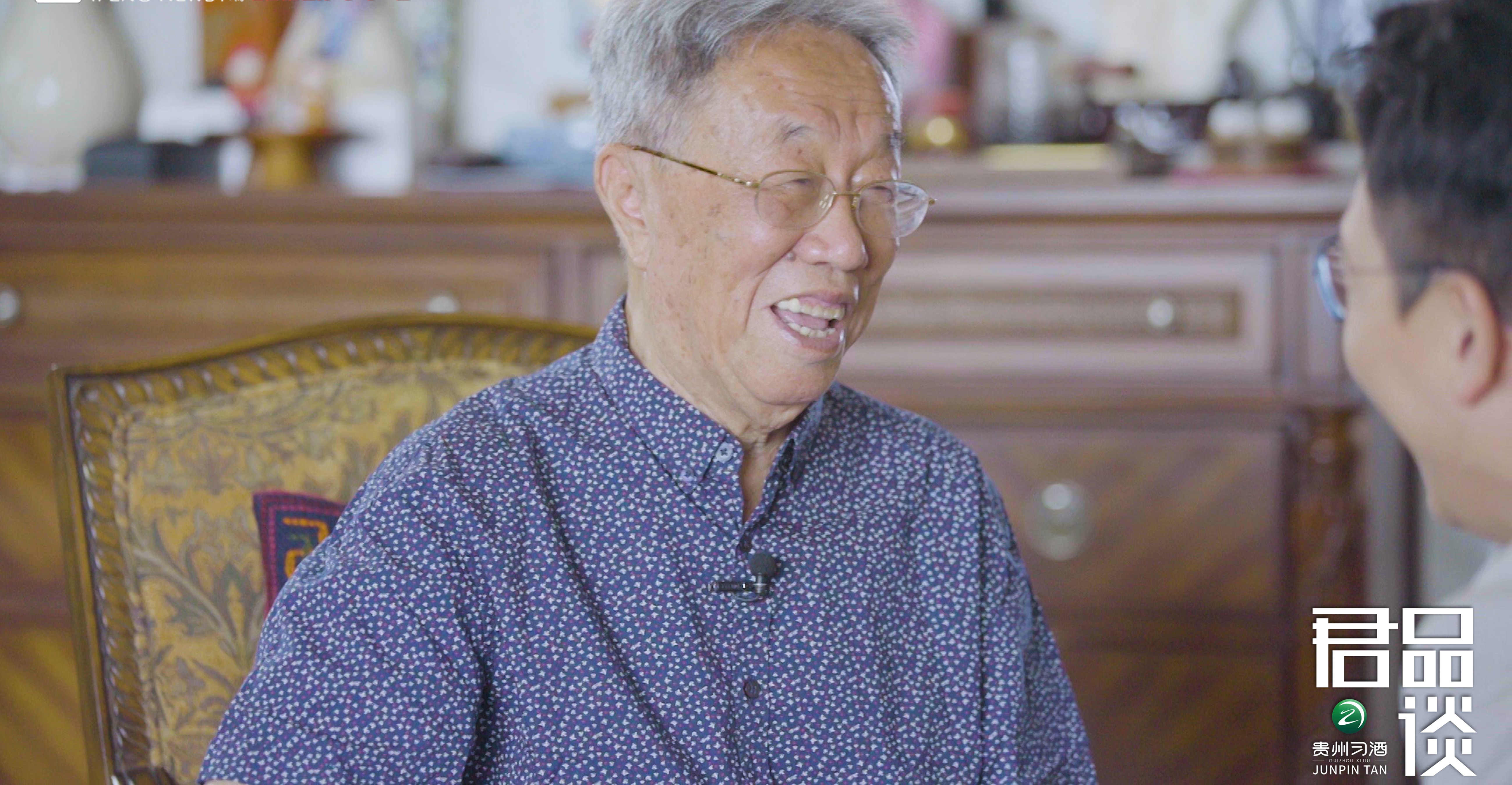 君品谈|华少赞王蒙86岁仍精神矍铄，王蒙：可不敢吹，一吹就完蛋