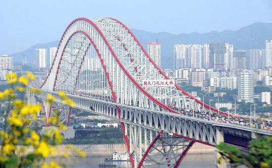 重庆人走过的桥，比你走过的路还多