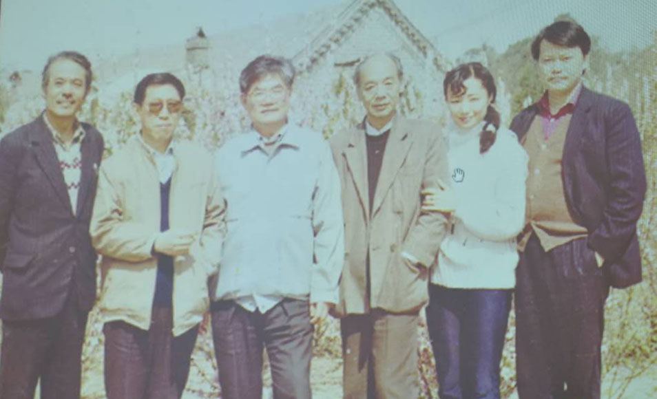 右一为唐晓渡,右三为忆明珠