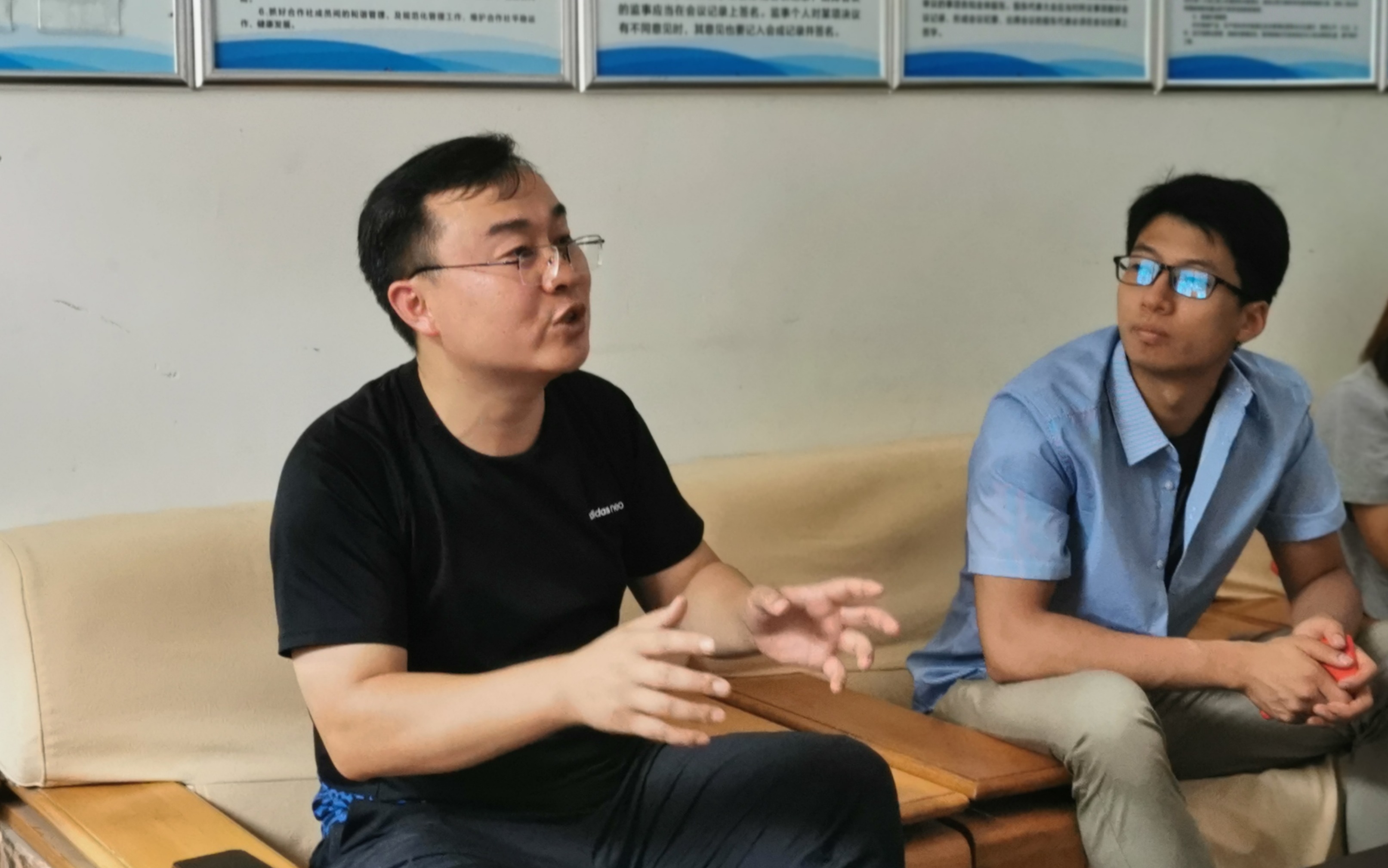 西工大中外学子共赴秦巴山深处开展脱贫攻坚社会实践调研