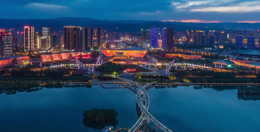 长风繁华之后,全太原向西看!