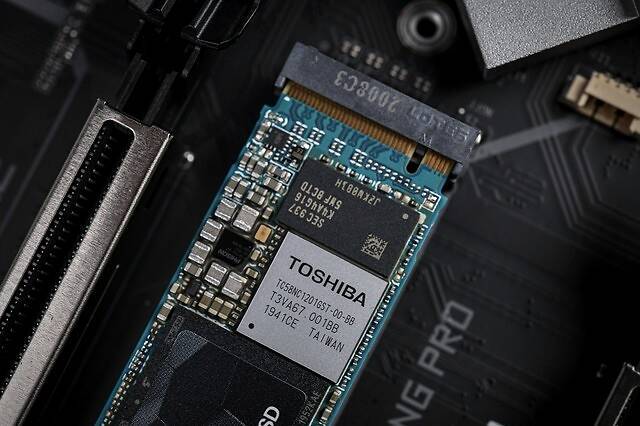 铠侠 EXCERIA PLUS 极至光速 固态硬盘评测:从Toshiba到铠侠 不变的是性能