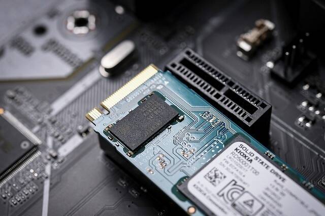 铠侠 EXCERIA PLUS 极至光速 固态硬盘评测:从Toshiba到铠侠 不变的是性能