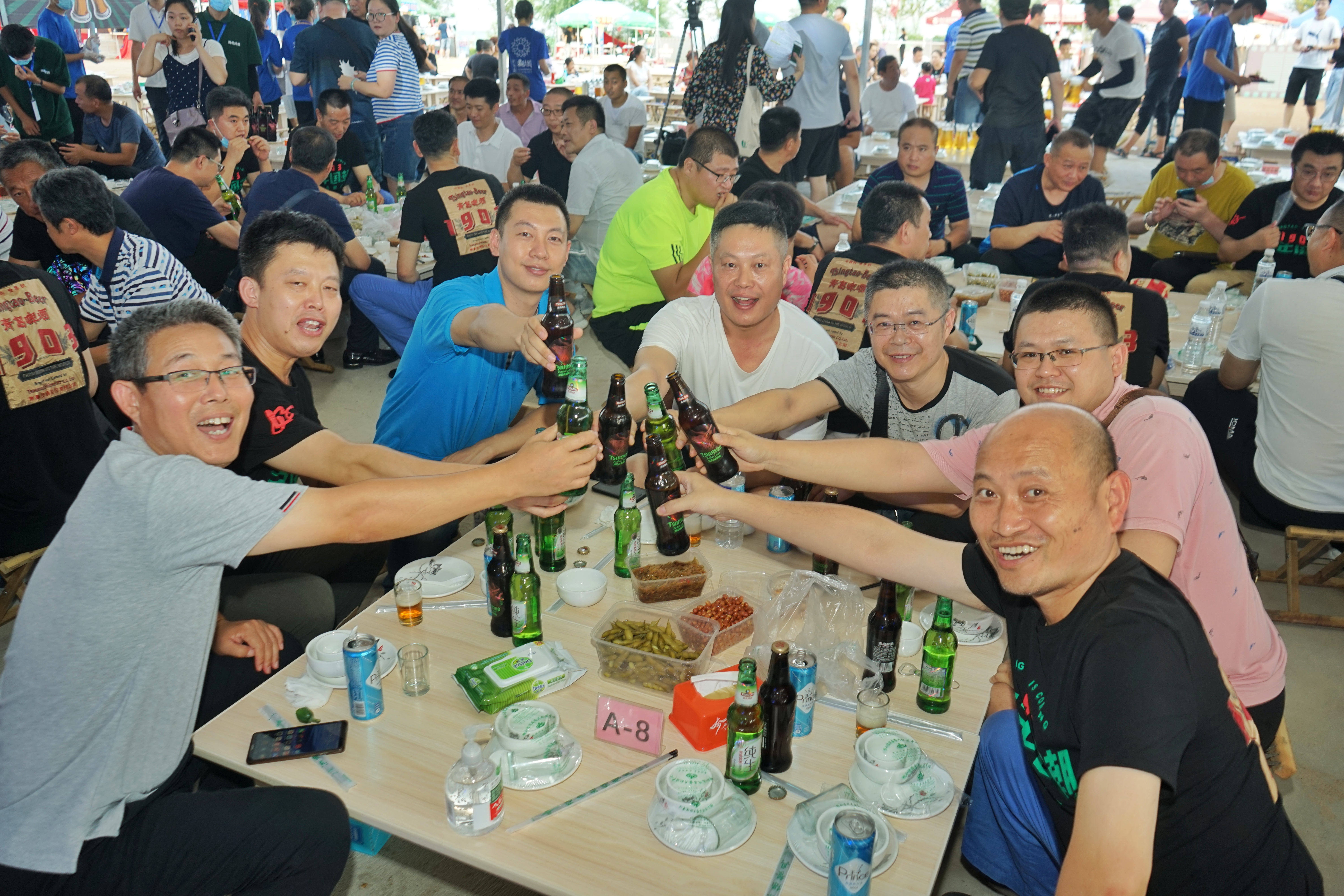 本土“红人”助阵啤酒节王哥庄会场 全民尽享烟火气