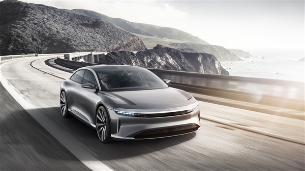 特斯拉遭美国造车新势力挑战！知名媒体实测Lucid Air 跑出近800公里续航