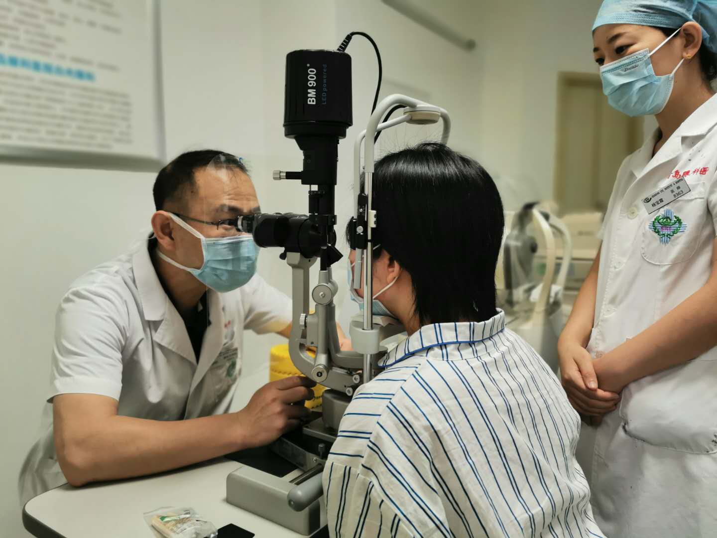 ICL晶体植入手术,10分钟解决高度近视难题