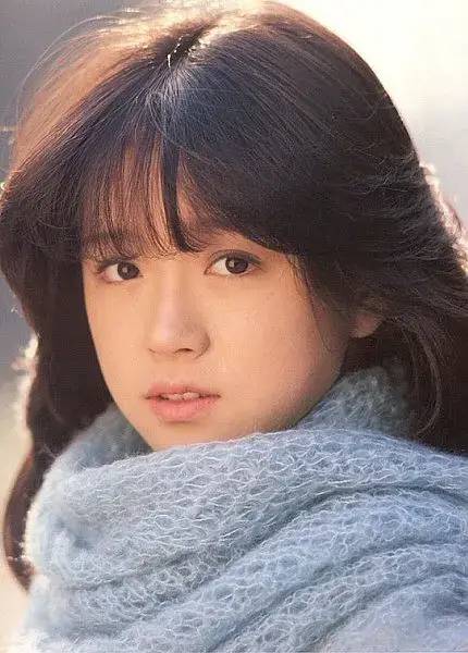 特别干净,但确实比子枫妹妹精致好看(黄磊说子枫妹妹有点像山口百惠