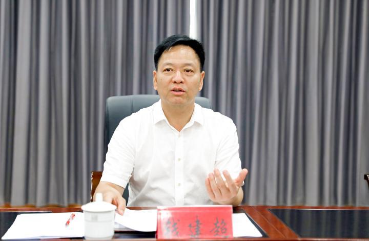 钱建超到彭水县融媒体中心调研努力建设富有特色的融媒体中心