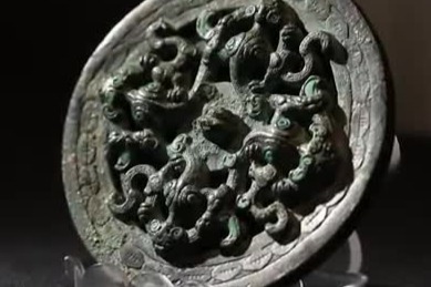 长知识：汉字“镜”的偏旁为何是金字边？看视频了解一下