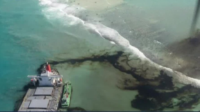 日本派专家组赴毛里求斯应对油污事件