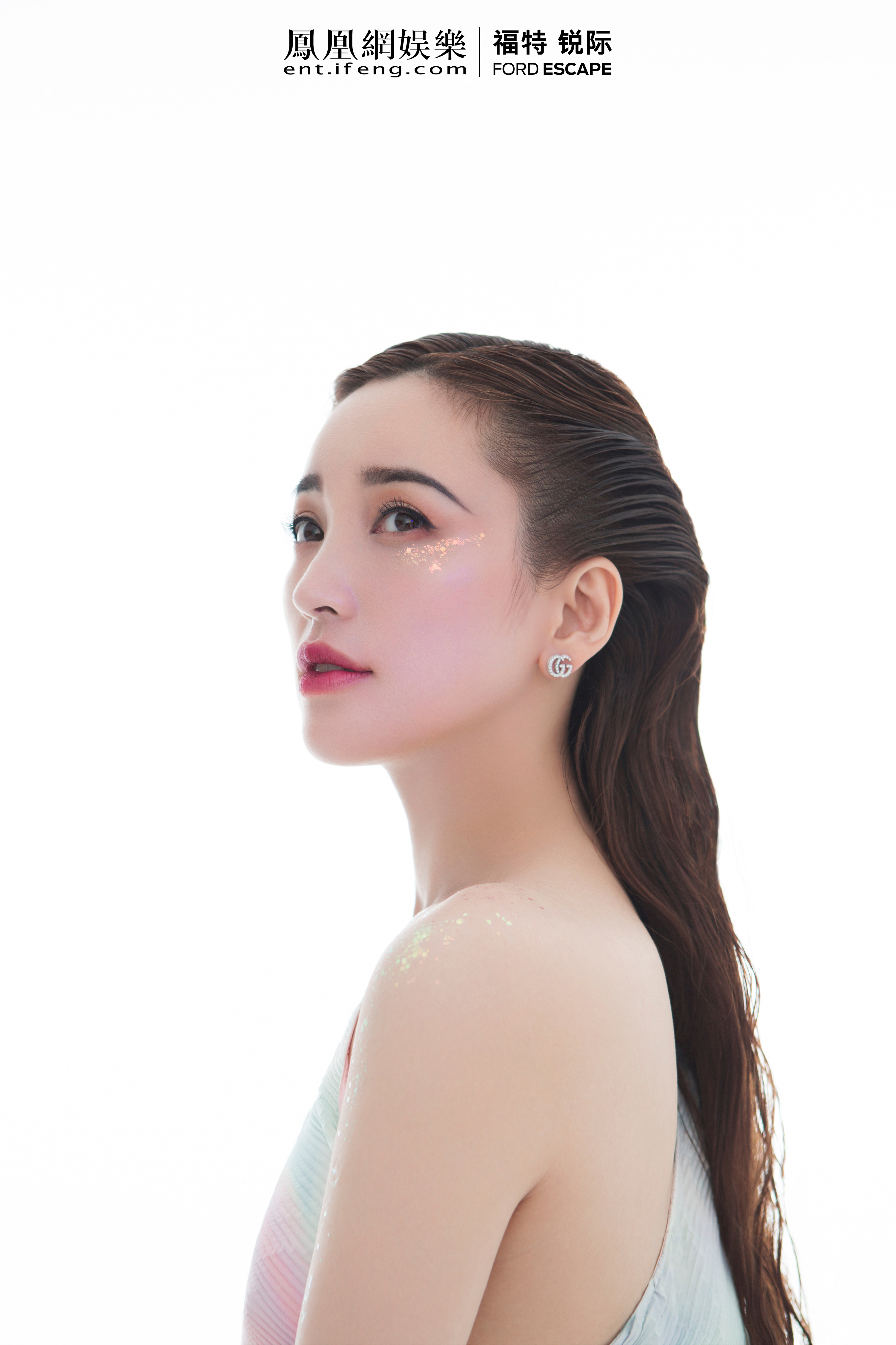 在很多人眼里,金莎被贴上了甜美无害的标签,这个标签曾经带给她多少