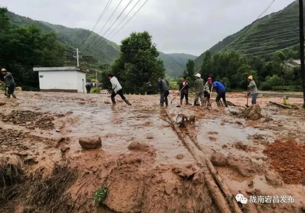 陇南超40万人受灾 灾后重建要这样干