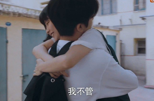 资源逆天年龄成谜还和众男星传绯闻的她终于拥有姓名了