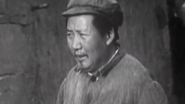 毛泽东“炮打不动”执意最后撤离，彭德怀催促：老毛，你咋还不走