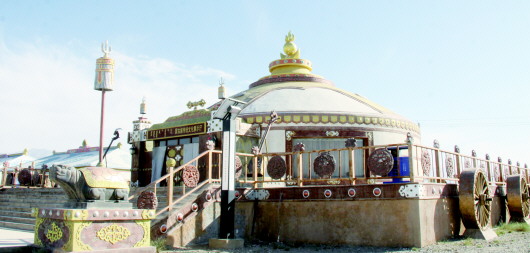 蒙古族传统文化展示厅