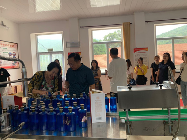 美丽乡村行:烟台牟平里口山村的“诗酒缥缈录”