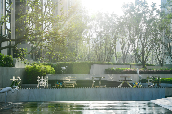 龙湖春江大社区丨"森镜"即将首开 印鉴城市生活的多种美好