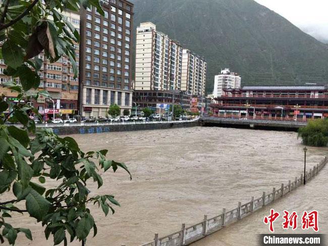 图为甘肃陇南市文县受灾情况 (资料图) 甘肃省气象局供图