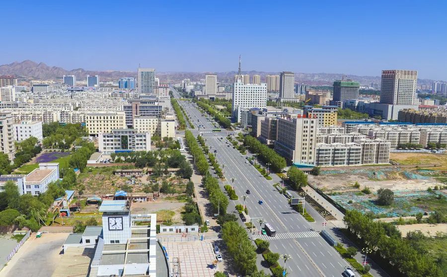 白银市白银区答好创城考卷万物与城共融