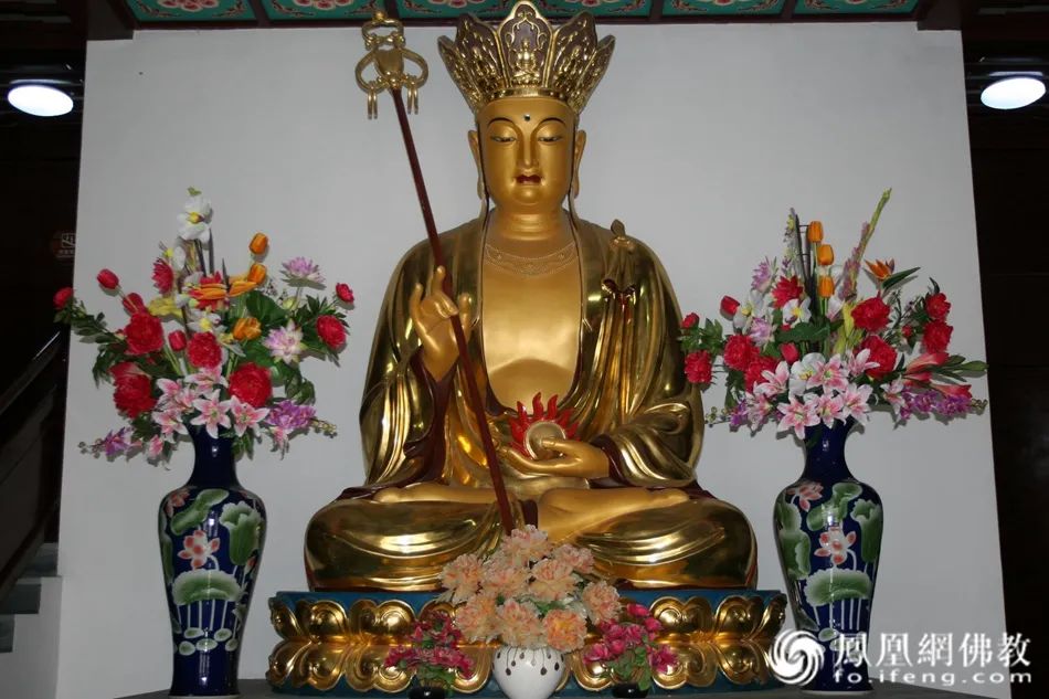 地藏菩萨圣像（图片来源：凤凰网佛教 摄影：丹珍旺姆）