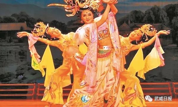 走进武威 凉州归来:康震品《凉州词》与凉州文化