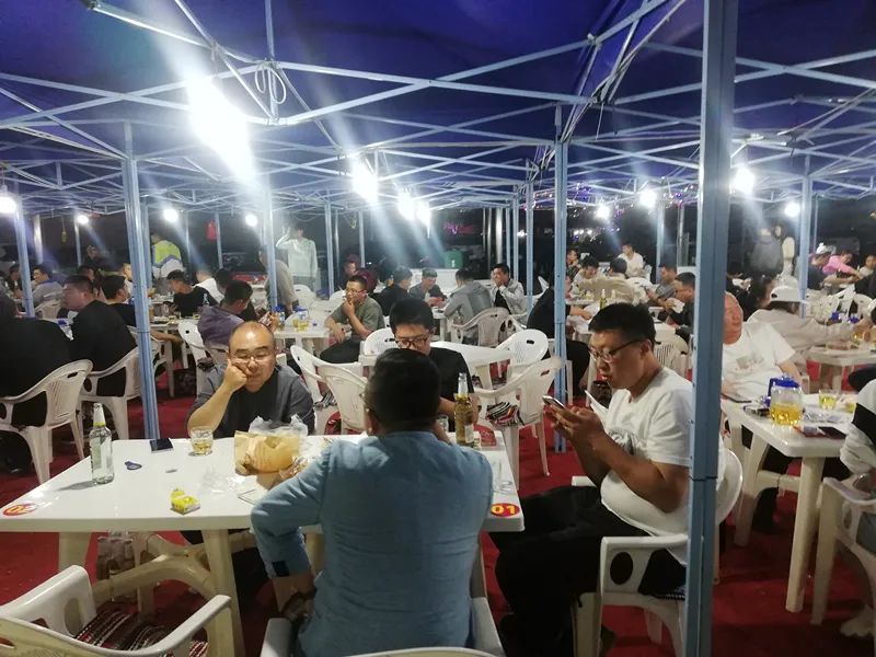 金昌早市夜市点燃城市“烟火气” 凝聚百姓心