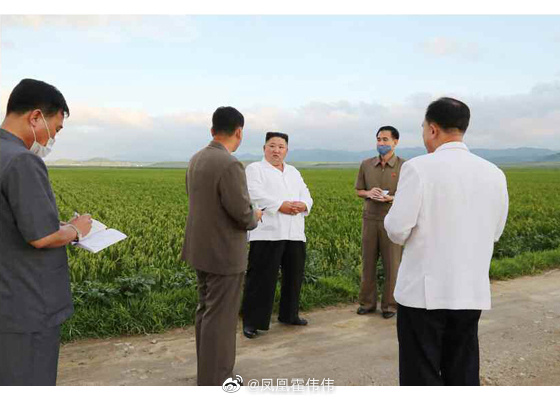 金正恩到黄海南道考察台风灾情