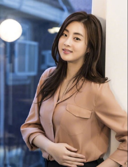 玄彬前女友姜素拉取消婚礼用直系家属简单用餐代替