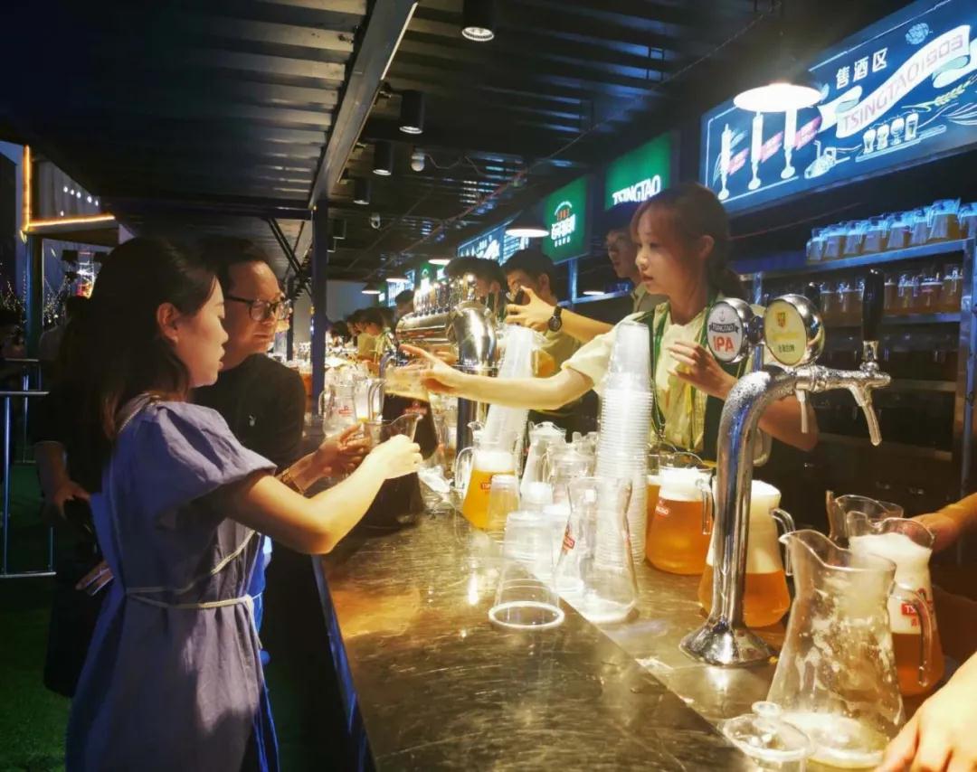 近30万人次豪饮180吨啤酒!2020首届淄博青岛啤酒节主会场圆满收官