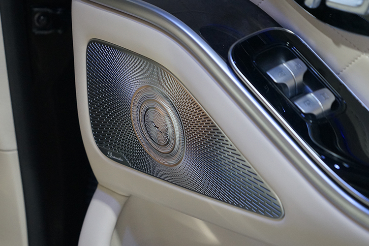奔驰全新一代S级正式发布 现场车型多图实拍