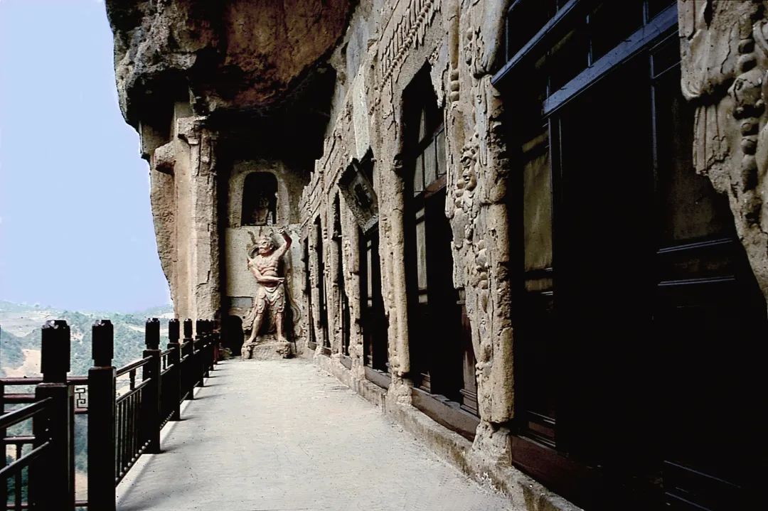 麦积山石窟文物搬到常州东方微笑惊艳亮相