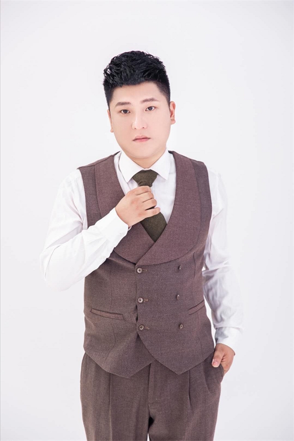 魏高国内华语男歌手首张个人专辑即将在全国发行《1