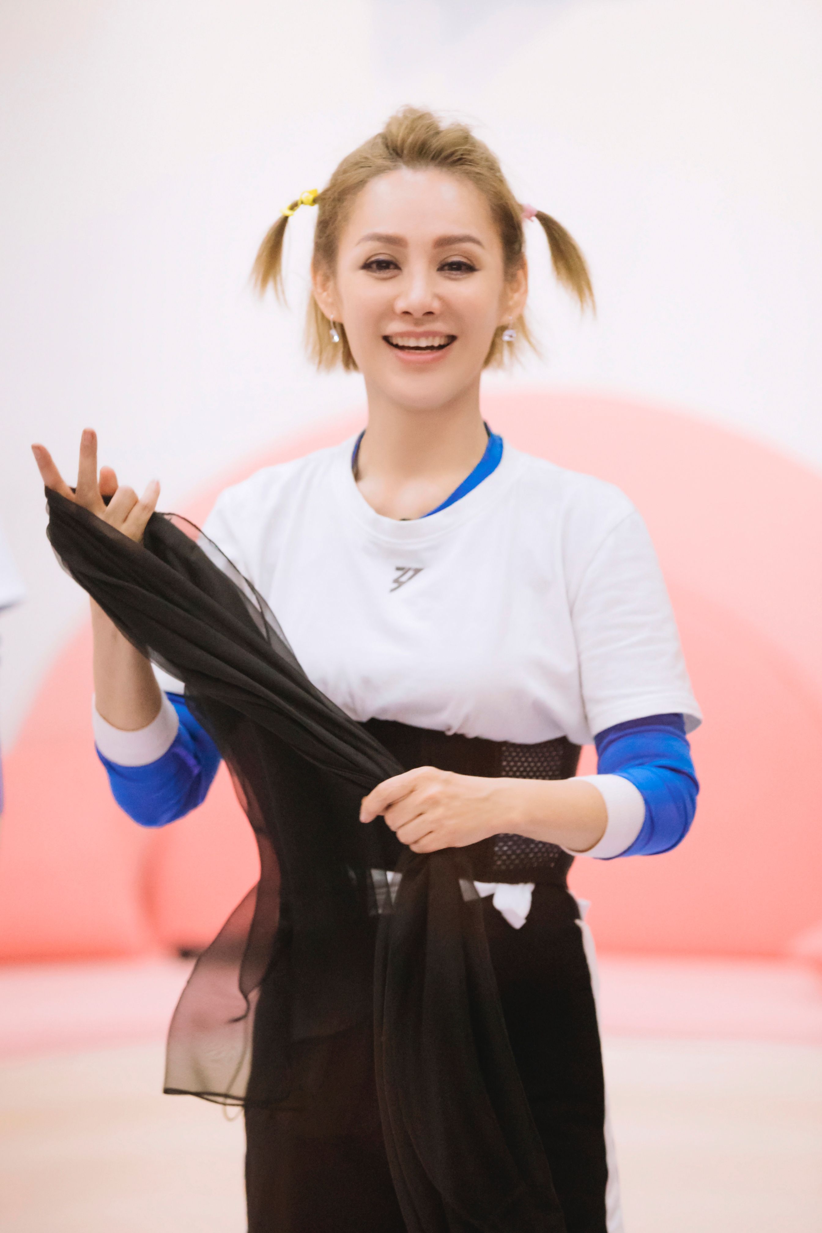 宁静参加姐姐是贪玩不想一辈子演戏