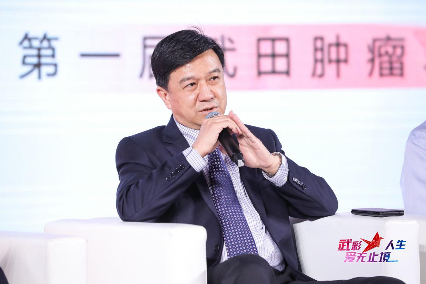 副院长,中国临床肿瘤学会(csco)前列腺癌专委会主任委员叶定伟教授