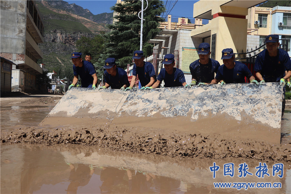 连续抗洪抢险作战13天！张掖驰援陇南“火焰蓝”凯旋